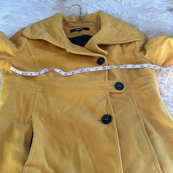DKNY yellow pea coat tench soft winter cold single breasted elegant coat size 8 - Picture 7 of 16